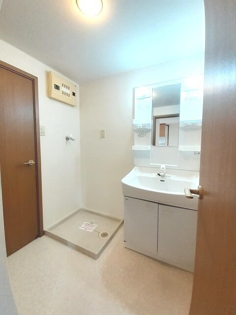 物件内観写真7　(洗面所)