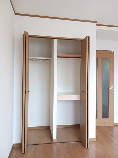 物件内観写真9　(収納)