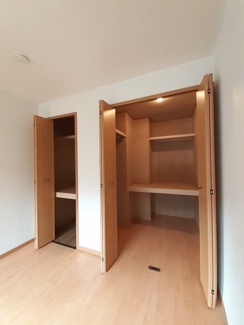 物件内観写真8　(収納)