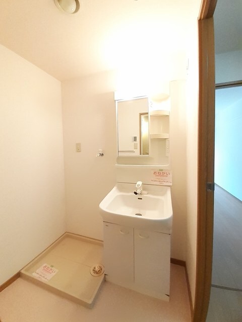 物件内観写真11　(洗面所)