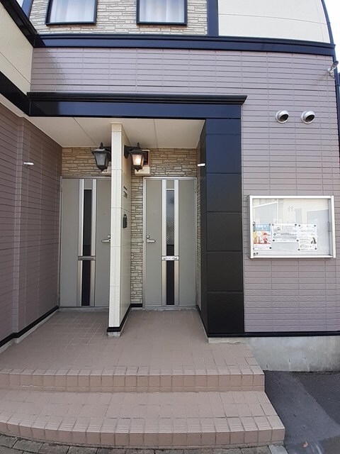 物件外観写真2　(その他共有部分)