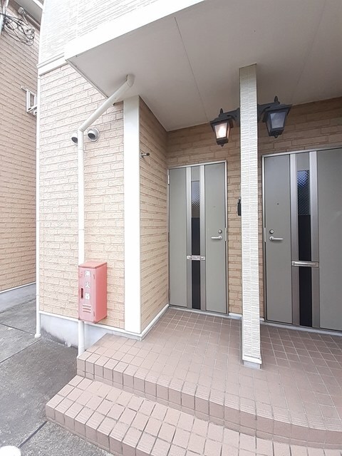 物件外観写真2　(その他共有部分)