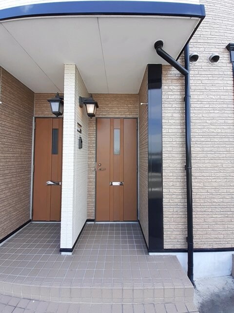 物件外観写真2　(その他共有部分)