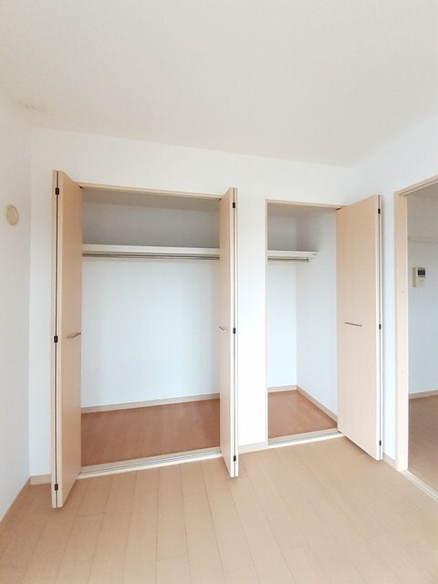 物件内観写真10　(収納)