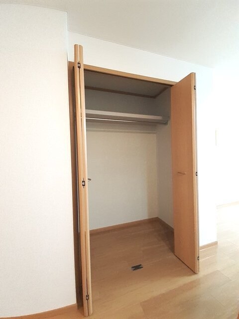 物件内観写真9　(収納)