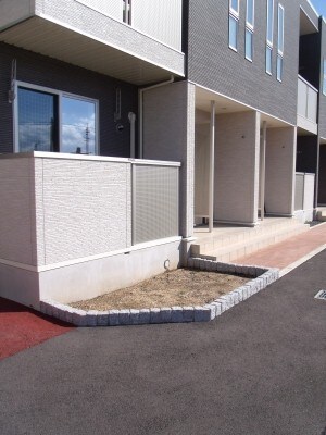 物件外観写真2　(その他共有部分)