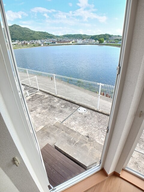 物件内観写真14　(庭)