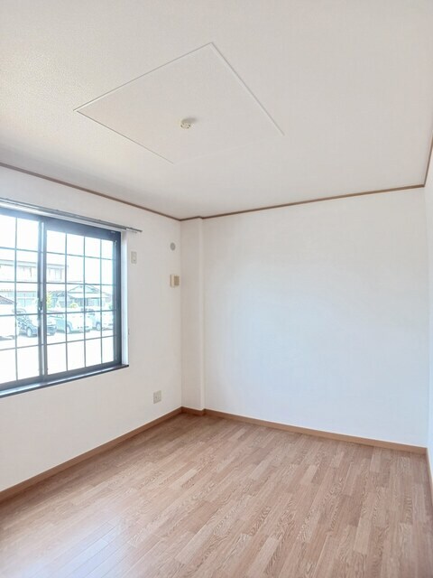 物件内観写真8　(その他部屋・スペース)