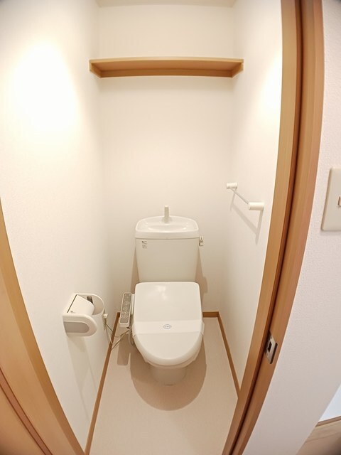 物件内観写真7　(トイレ)