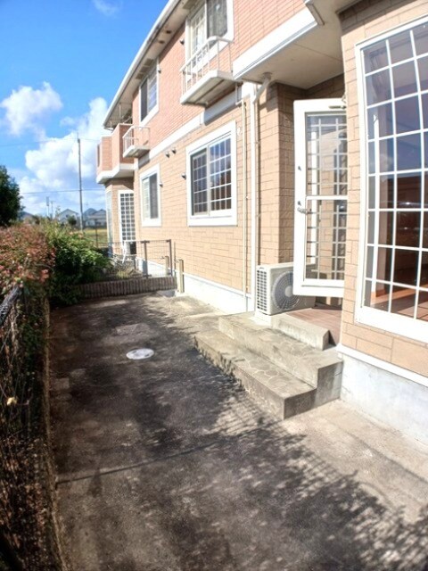 物件内観写真14　(庭)