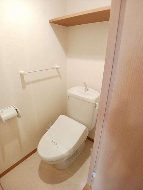 物件内観写真7　(トイレ)