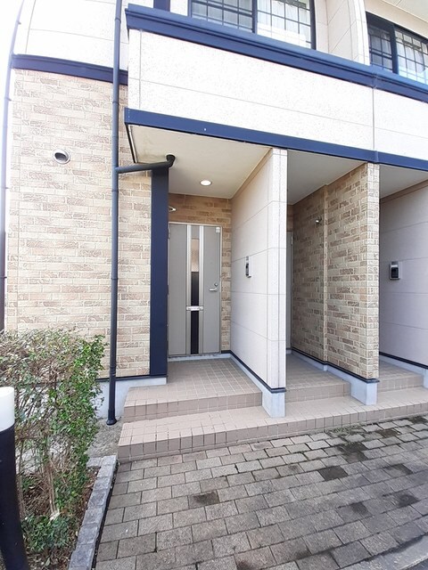 物件外観写真2　(その他共有部分)