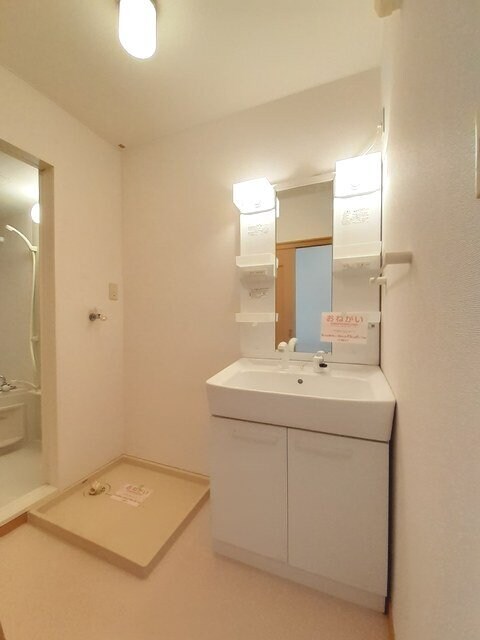 物件内観写真6　(洗面所)