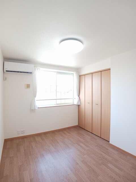 物件内観写真8　(その他部屋・スペース)