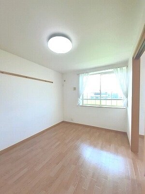 物件内観写真12　(その他)