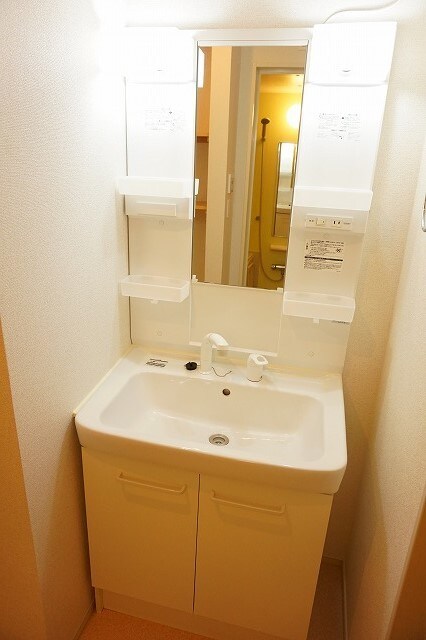 物件内観写真7　(洗面所)