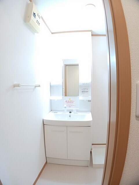 物件内観写真6　(洗面所)