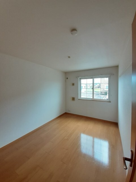 物件内観写真8　(その他部屋・スペース)