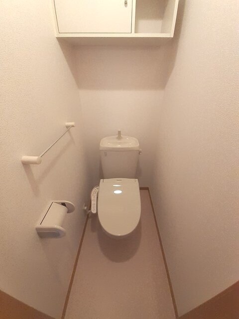 物件内観写真7　(トイレ)