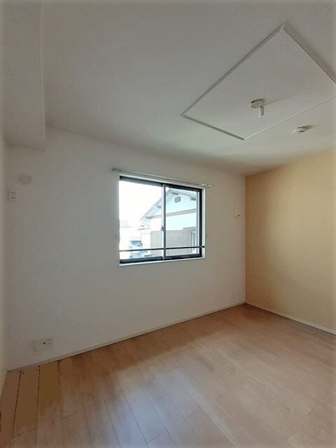 物件内観写真9　(その他部屋・スペース)