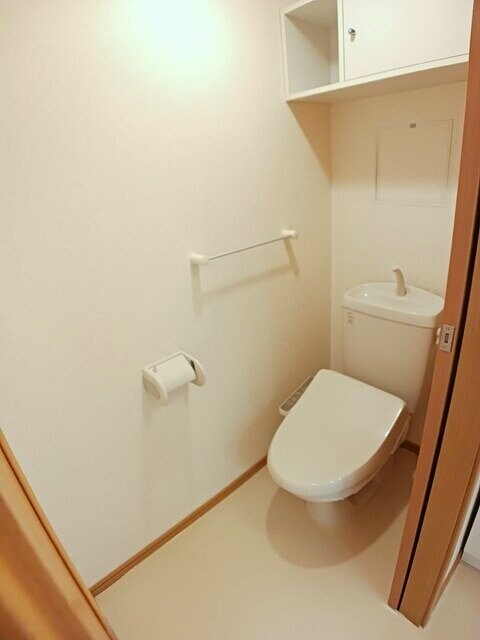 物件内観写真7　(トイレ)