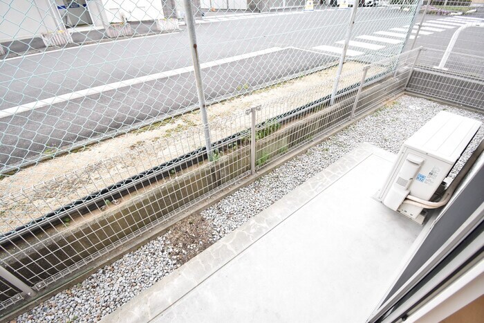 物件内観写真25　(専用庭)