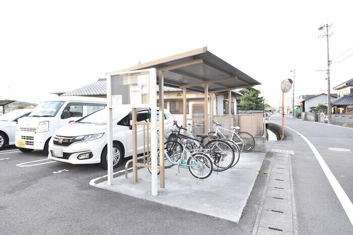 物件内観写真27　(駐輪場)