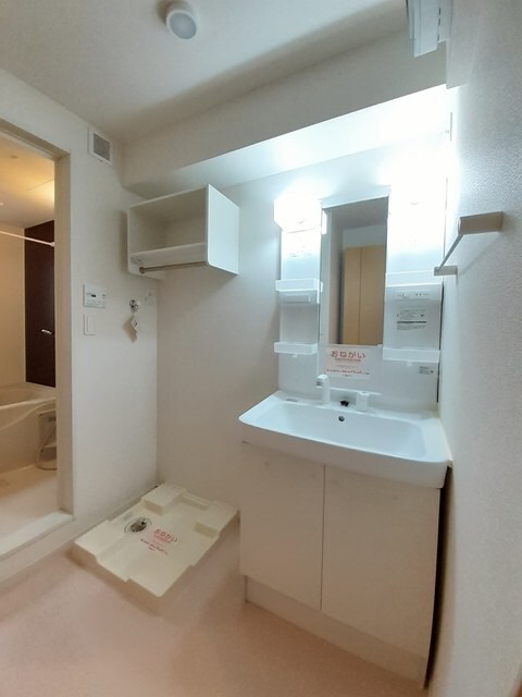 物件内観写真6　(洗面所)