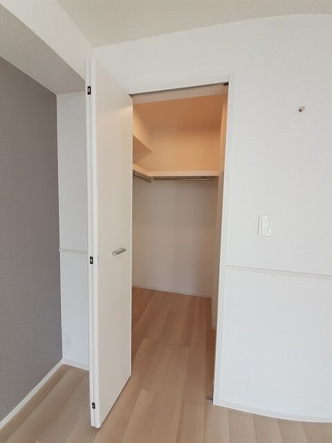物件内観写真10　(収納)