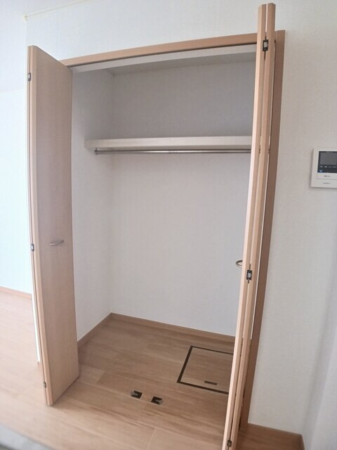 物件内観写真9　(収納)