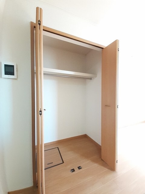 物件内観写真9　(収納)