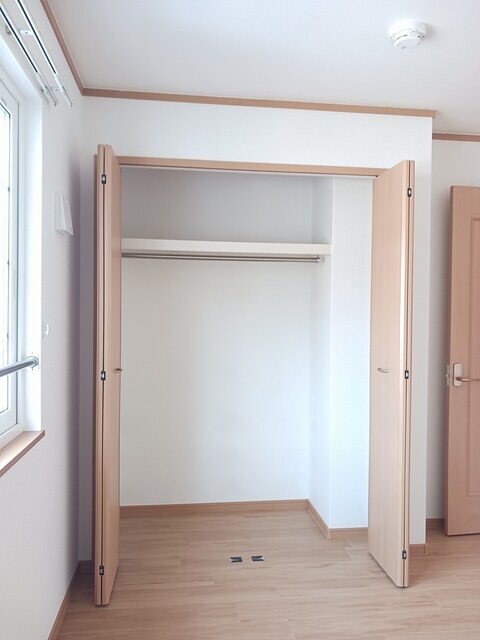 物件内観写真10　(収納)