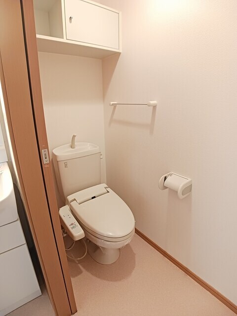 物件内観写真7　(トイレ)