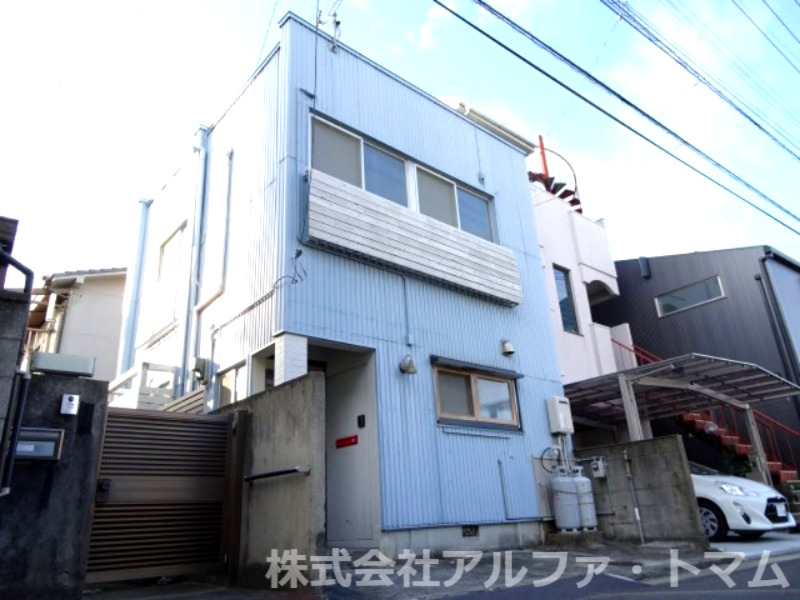 ブルーグレー栗林