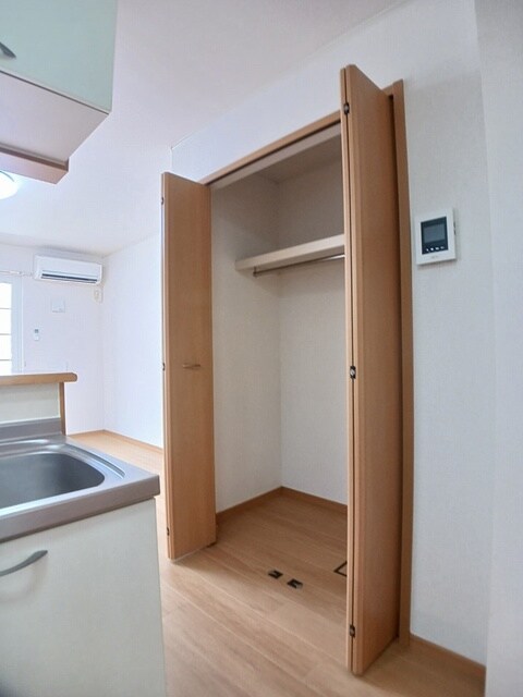 物件内観写真9　(収納)