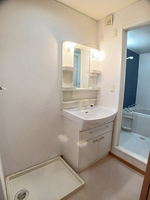 物件内観写真6　(洗面所)