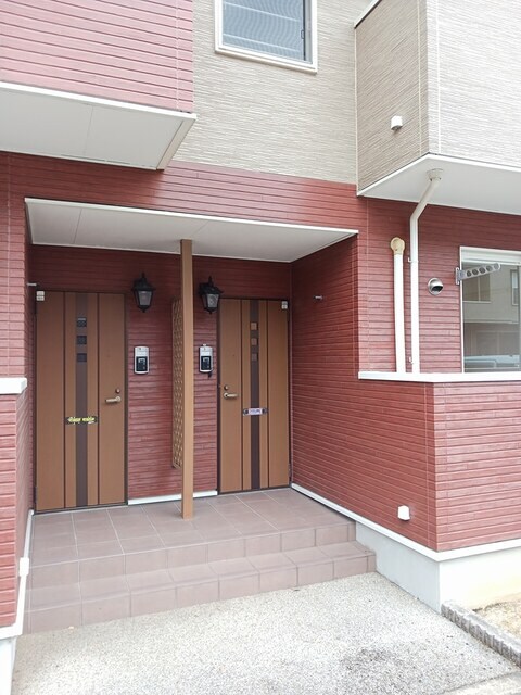 物件外観写真2　(その他共有部分)