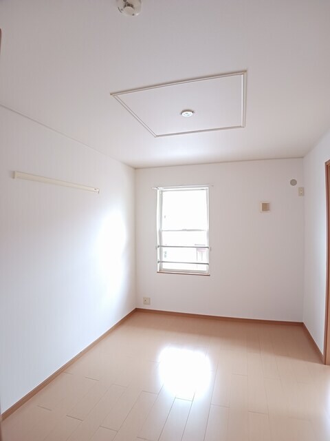 物件内観写真12　(その他)