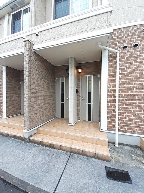 物件外観写真2　(その他共有部分)