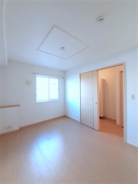 物件内観写真8　(その他部屋・スペース)