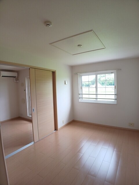 物件内観写真12　(その他)