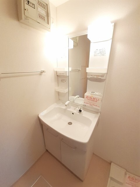 物件内観写真7　(洗面所)