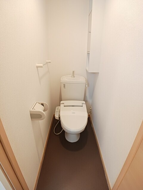 物件内観写真7　(トイレ)