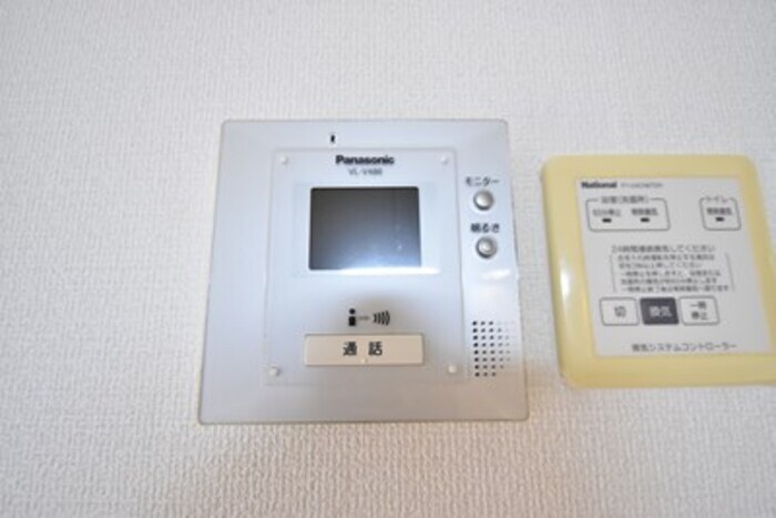 物件内観写真15　(モニタ付インターホン)