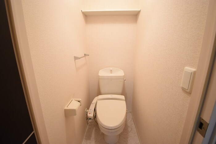 物件内観写真6　(温水洗浄暖房便座)