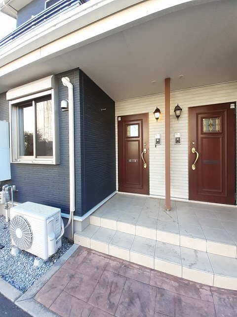 物件外観写真2　(その他共有部分)