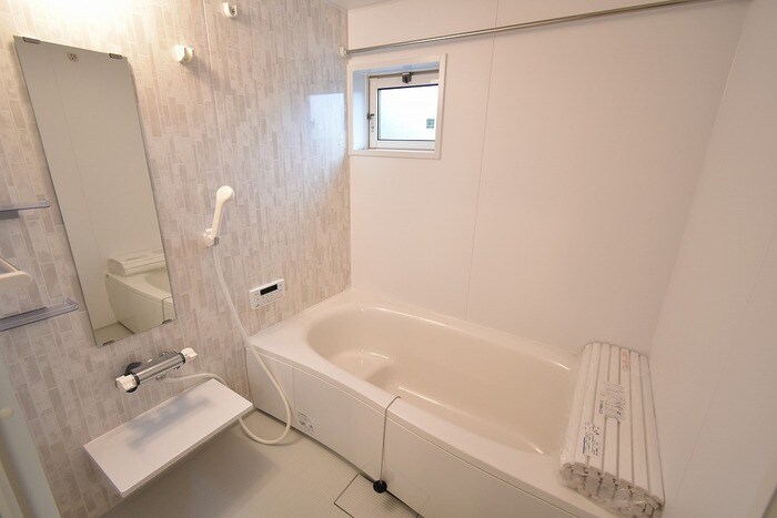 物件内観写真4　(浴室)