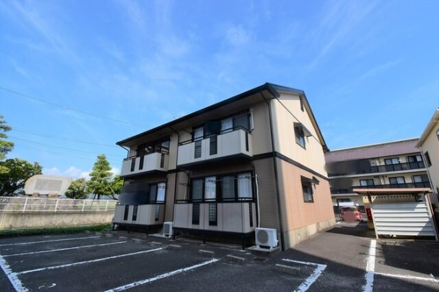 物件外観写真1　(建物外観)