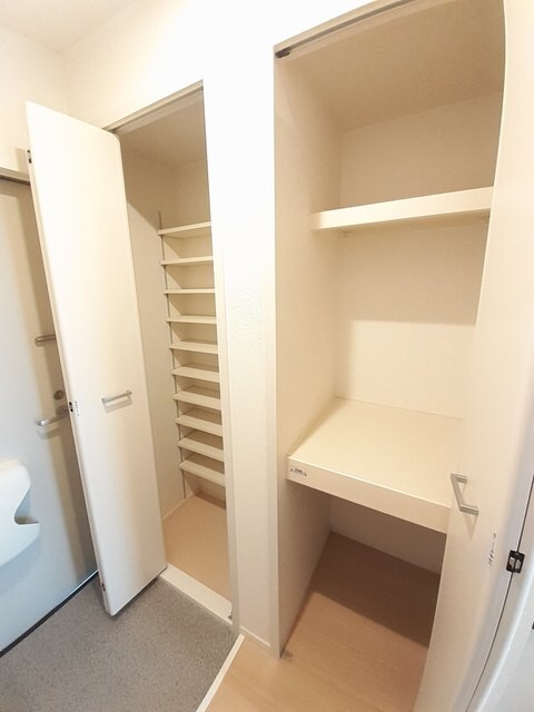 物件内観写真8　(その他部屋・スペース)