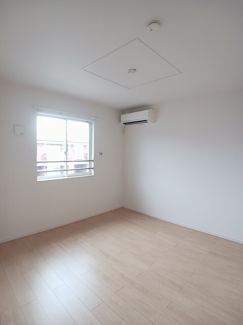 物件内観写真9　(その他部屋・スペース)